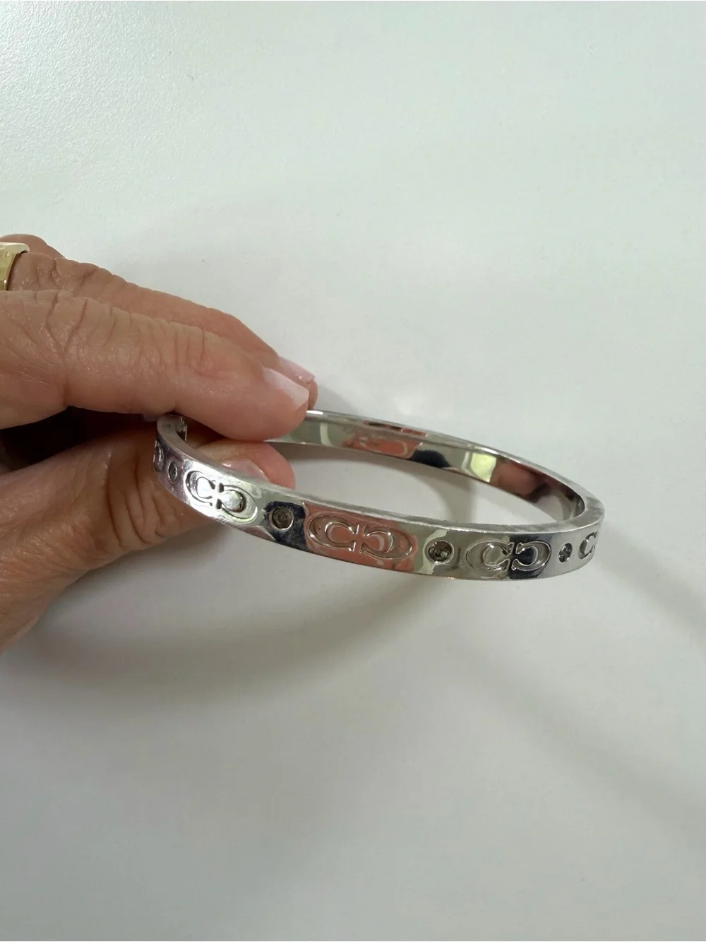 Coach Signature C Rhinestone Silver Tone Hinged Bangle Bracelet OS